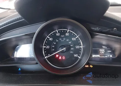 2018 Mazda Cx-3 Touring z USA, uszkodzony, nr VIN JM1DKDC76J0329184